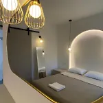 Nostos Guest house 3*