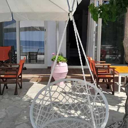Nostos Guest house