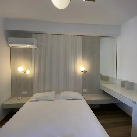 Nostos بيت ضيافة باتيتيري