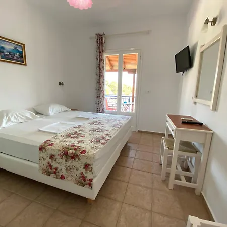 Nostos بيت ضيافة 3*