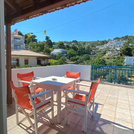 Nostos بيت ضيافة باتيتيري