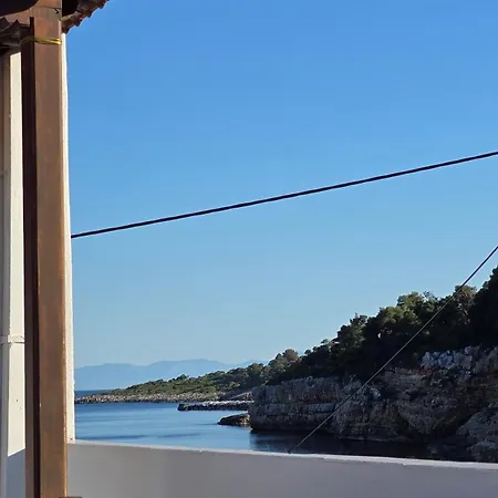Guest house Nostos 3*
