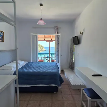 Nostos 3*