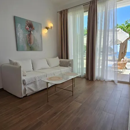 Nostos 3* Patitiri (Alonnisos)