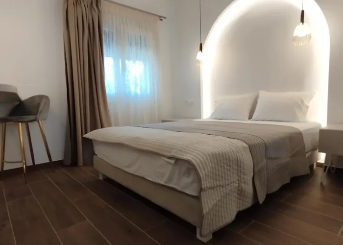 Nostos Guest house 3*