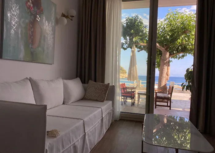 Nostos 3* Patitiri (Alonnisos)